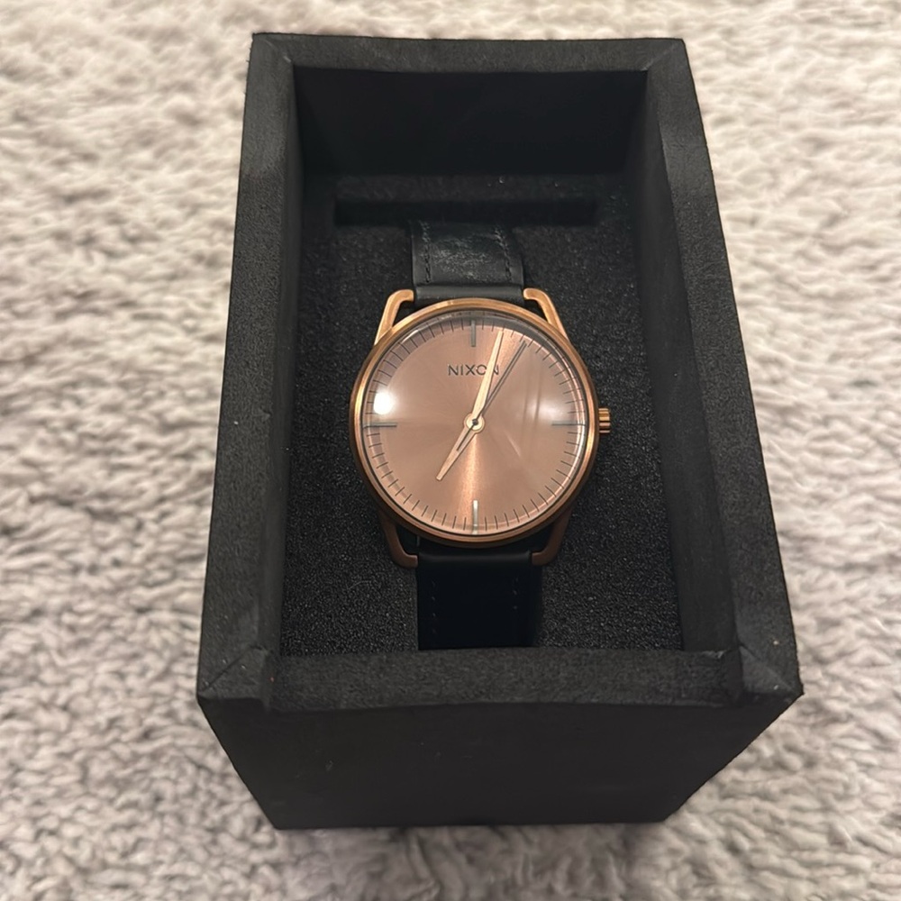 Nixon Watch